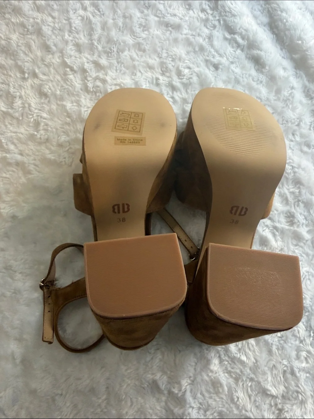 Bibi Lou Suede Platform Sandals in Brown Size 8.